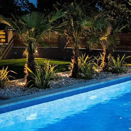 Apartament Holiday Lucija With Pool Only 300 M From Sea